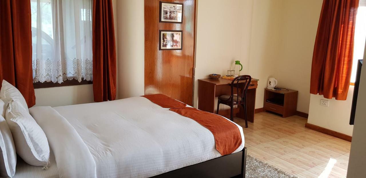 Hotel Woodland Hill